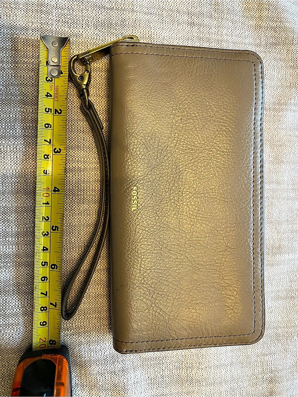 FOSSIL gray Zip-Around Wristlet Wallet